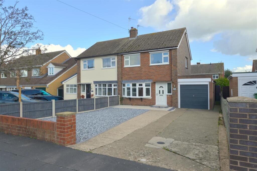 Main image of property: Lansdowne Crescent, Bayston Hill, Shrewsbury