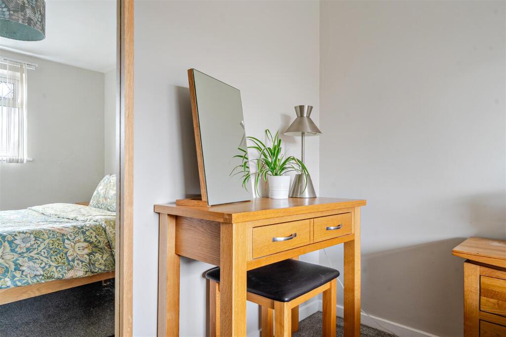 House in Bristol, Brislington - More