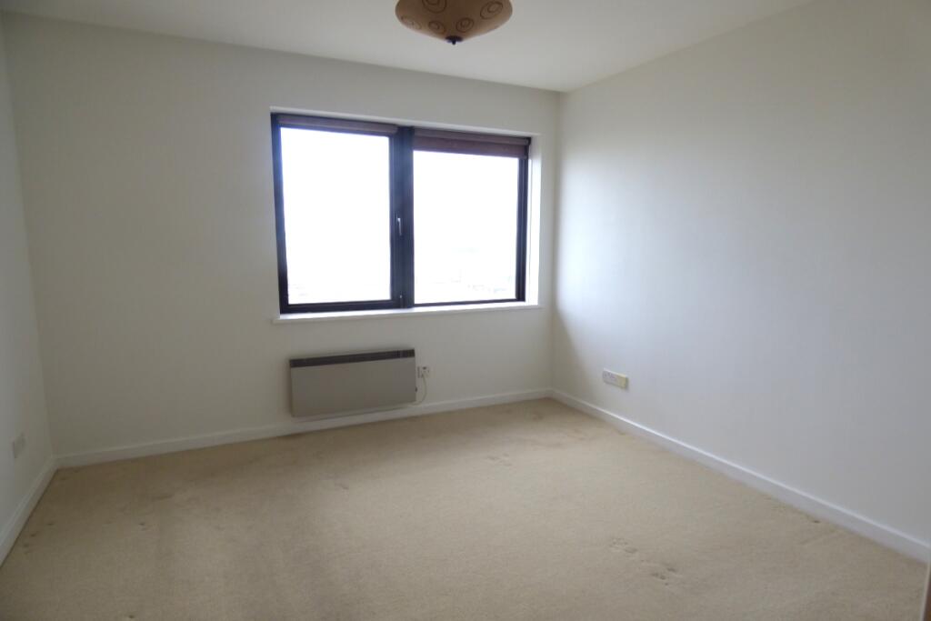 Apartment in Canterbury - View 5