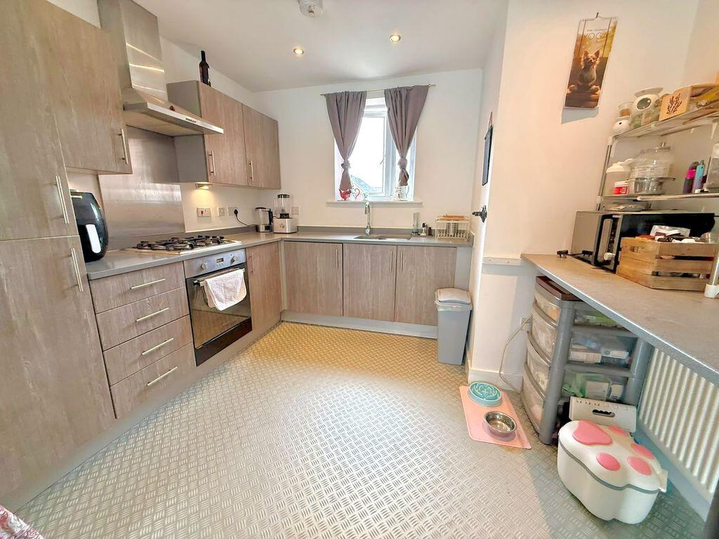 Apartment in Luton - View 3