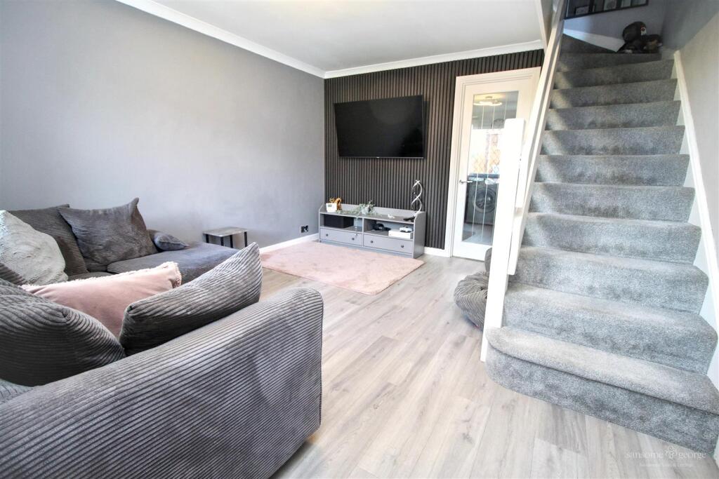 Minton Close, Tilehurst, Reading – pohled 4