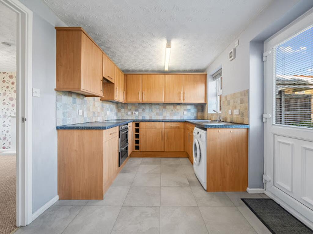 House in Worcester - View 4