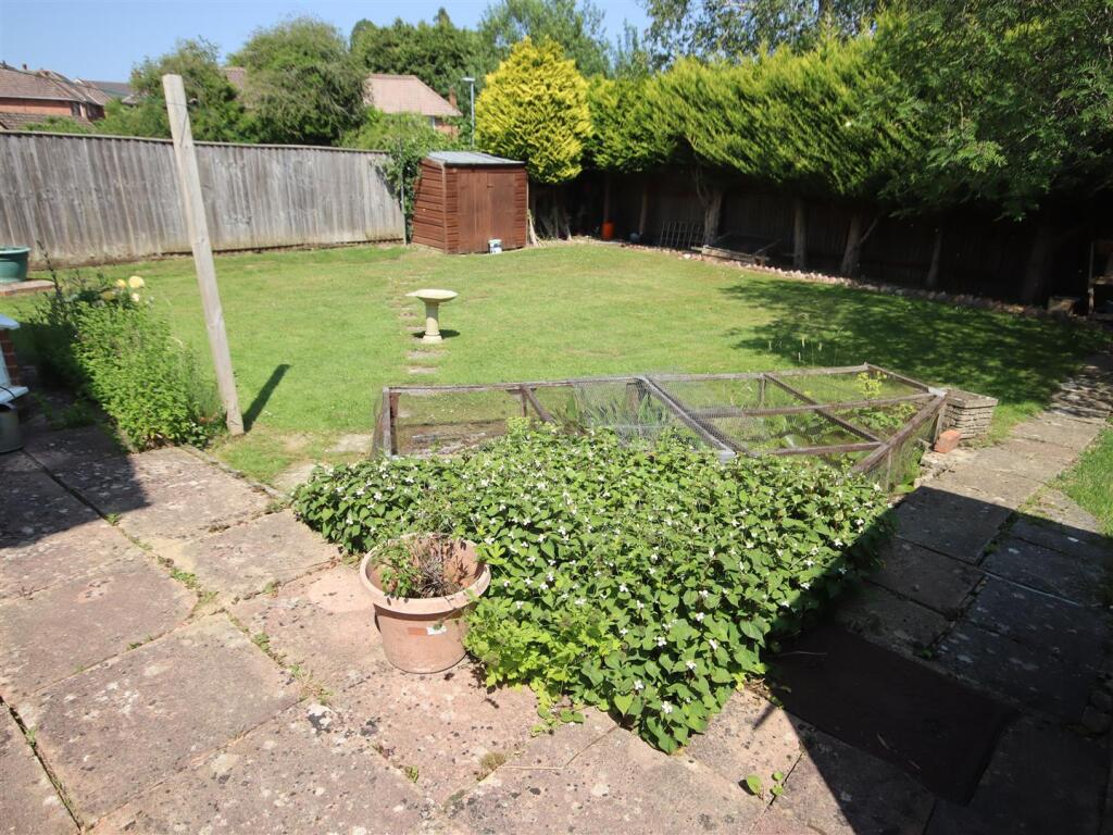 House in Calne, Quemerford - View 3