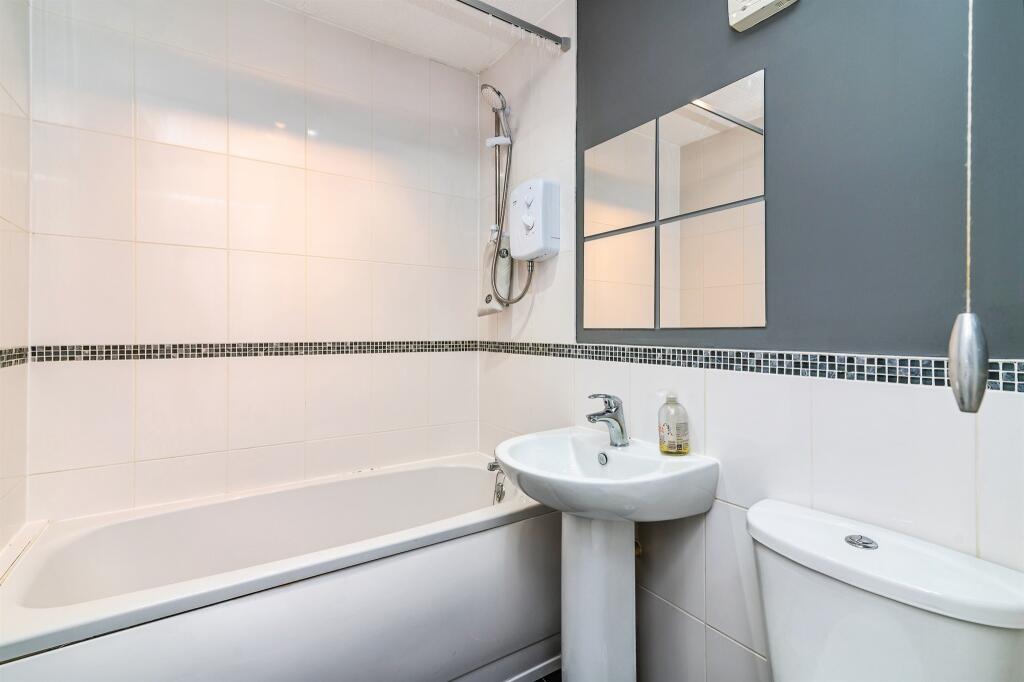 Apartment in Nottingham - More