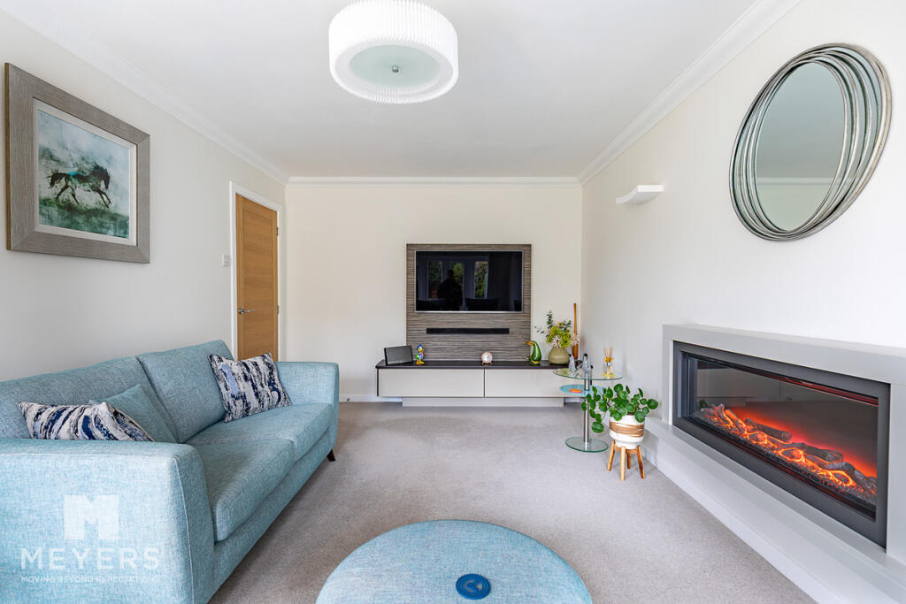 House in Holdenhurst, Littledown, Bournemouth - View 5