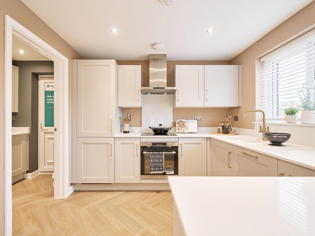 House in Weldon, North Northamptonshire - More