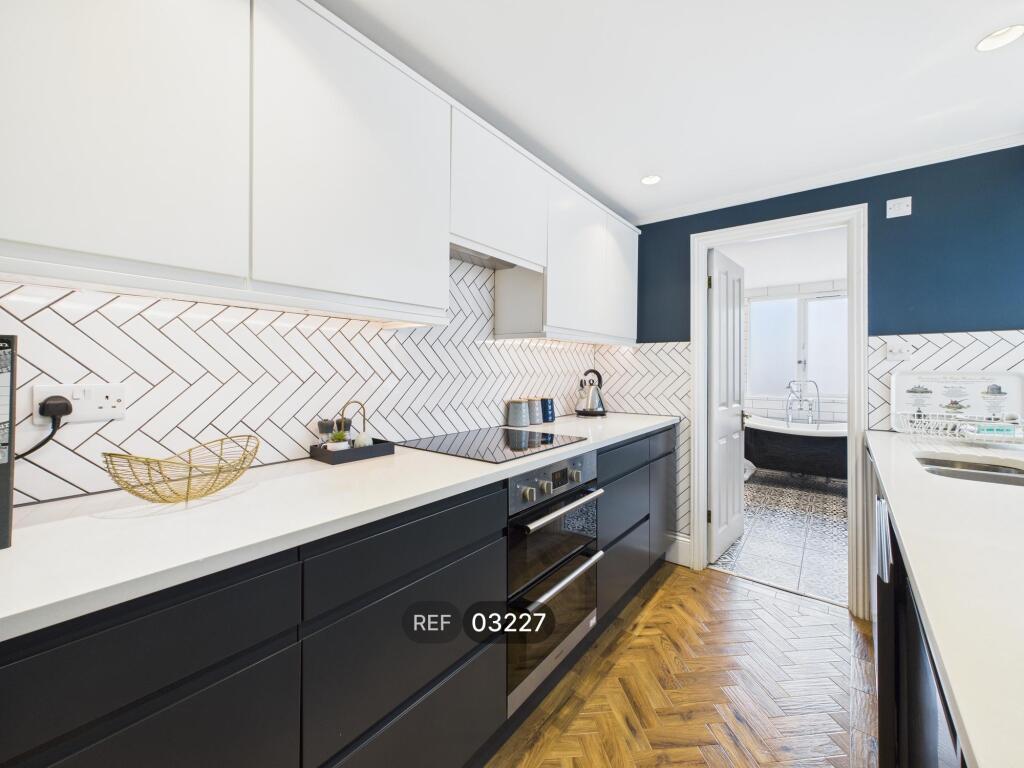 Apartment in Brighton, Brunswick - View 4