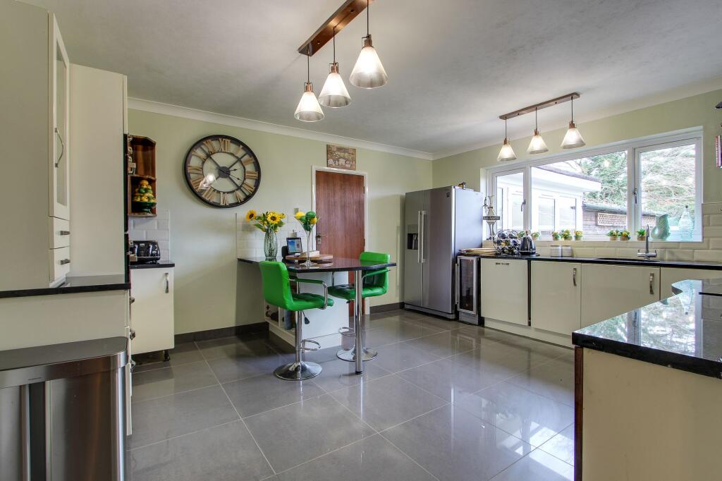 Church Road, Emneth, PE14 photo 3