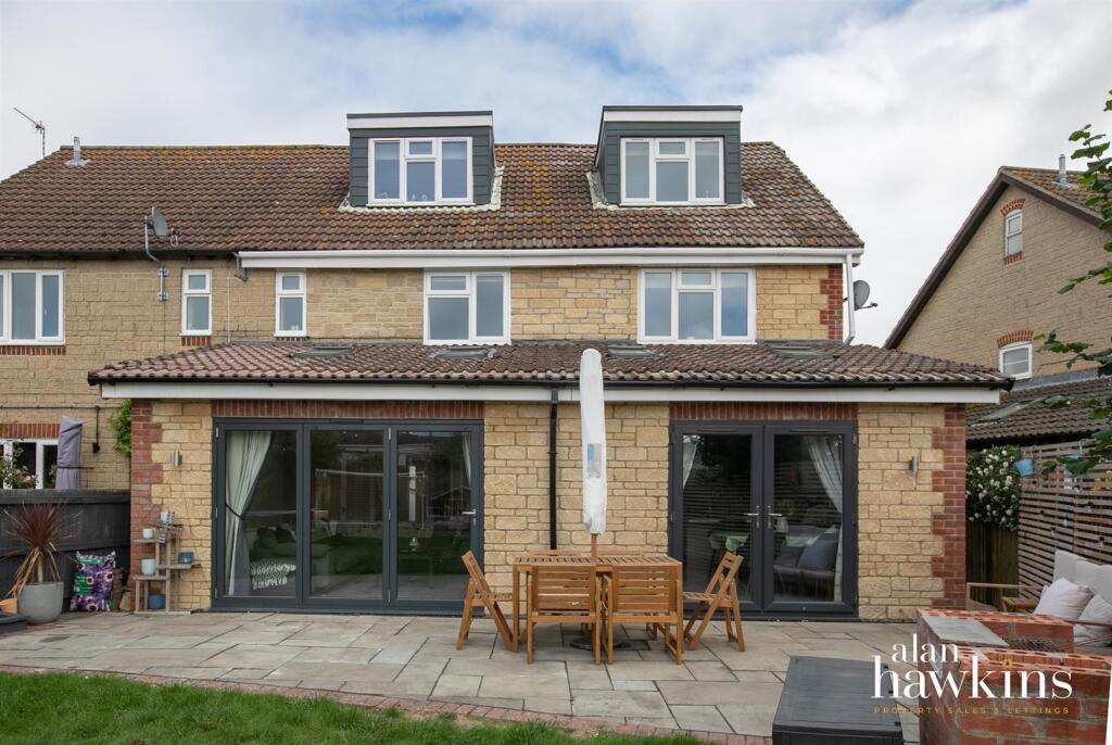 House in Swindon - View 2
