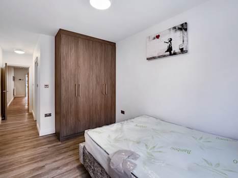 Apartment in London - View 3