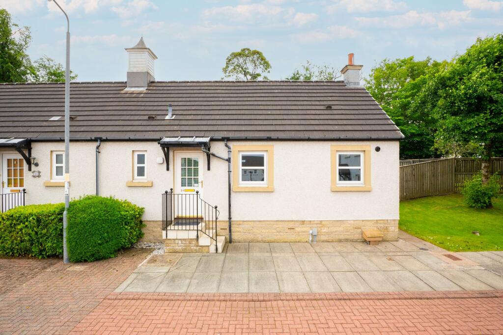 Main image of property: The Dell, Newton Mearns, G77