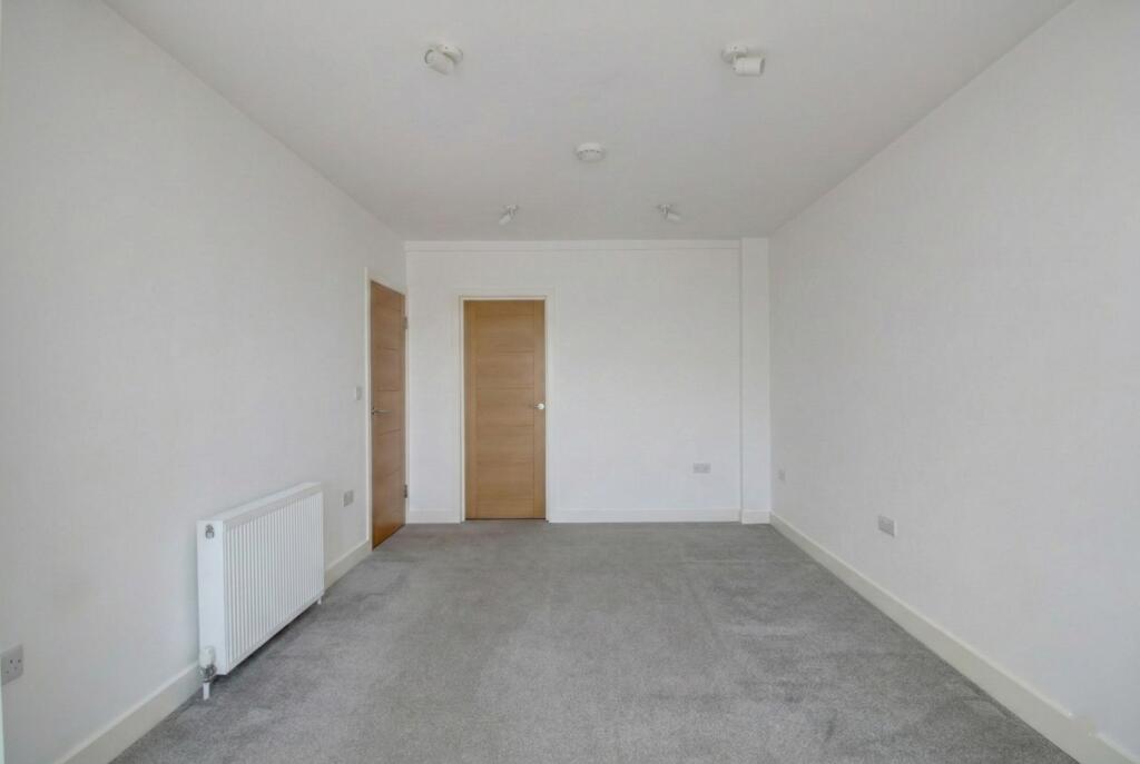 Apartment in Brighton - View 5
