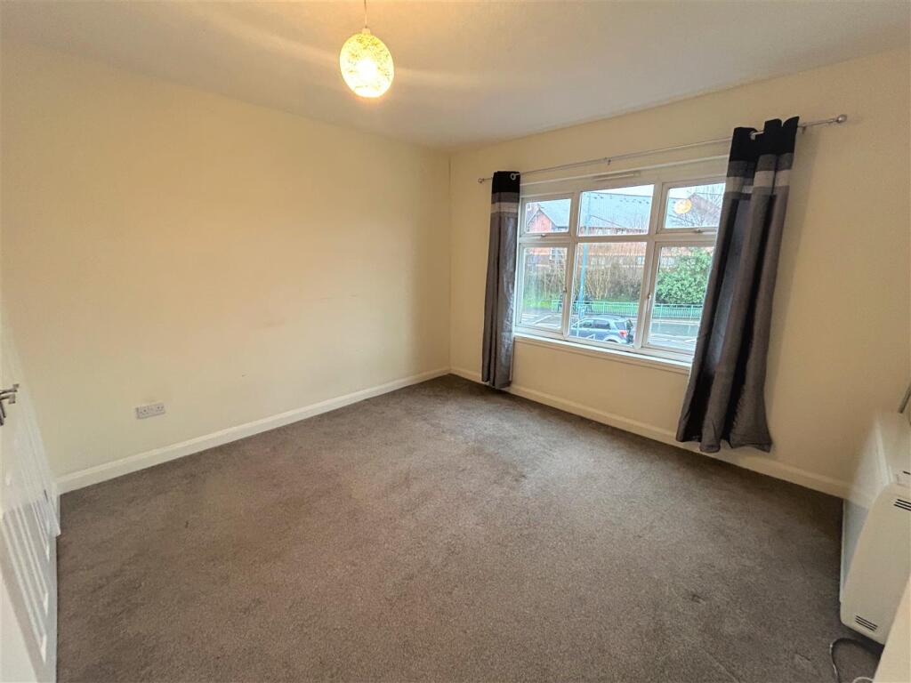 Apartment in Sandwell, Plant's Green - View 5