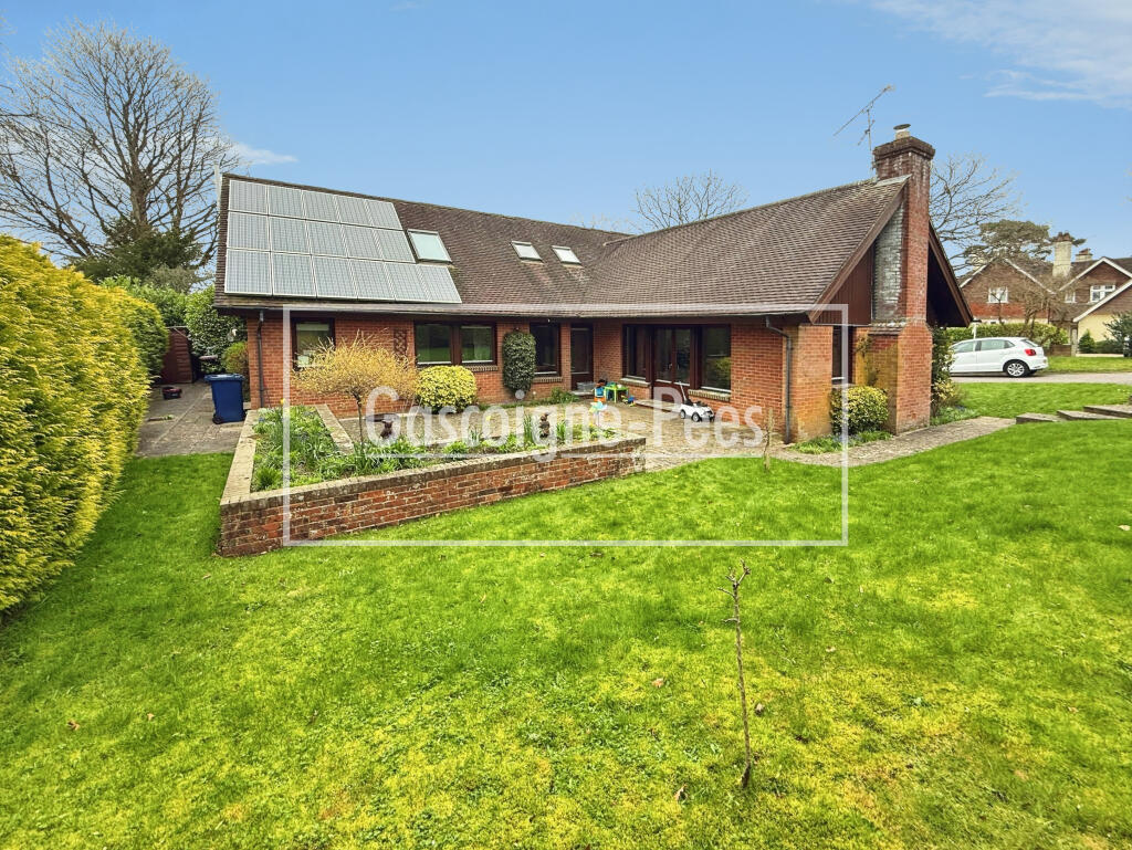 Main image of property: Old Haslemere Road, Haslemere GU27