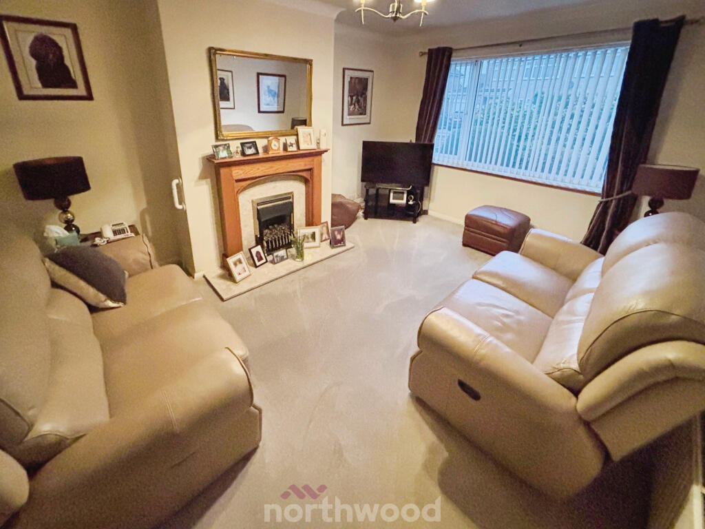 Abbey Way, Dunscroft, Doncaster, DN7 photo 3