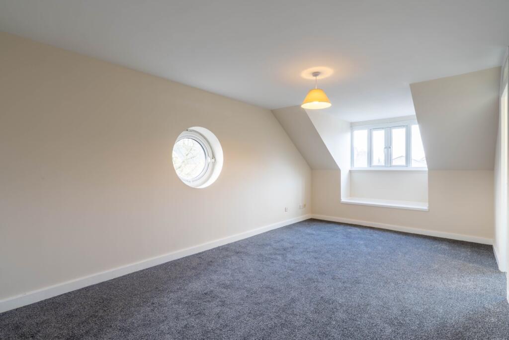 Crawley Court, West Street, Gravesend, Kent, DA11 - View 2