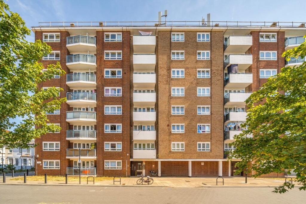 Apartment in London - View 5