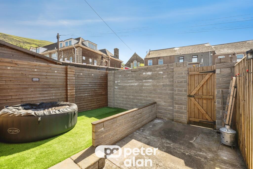 Smyrna Cottages, Port Talbot photo 4