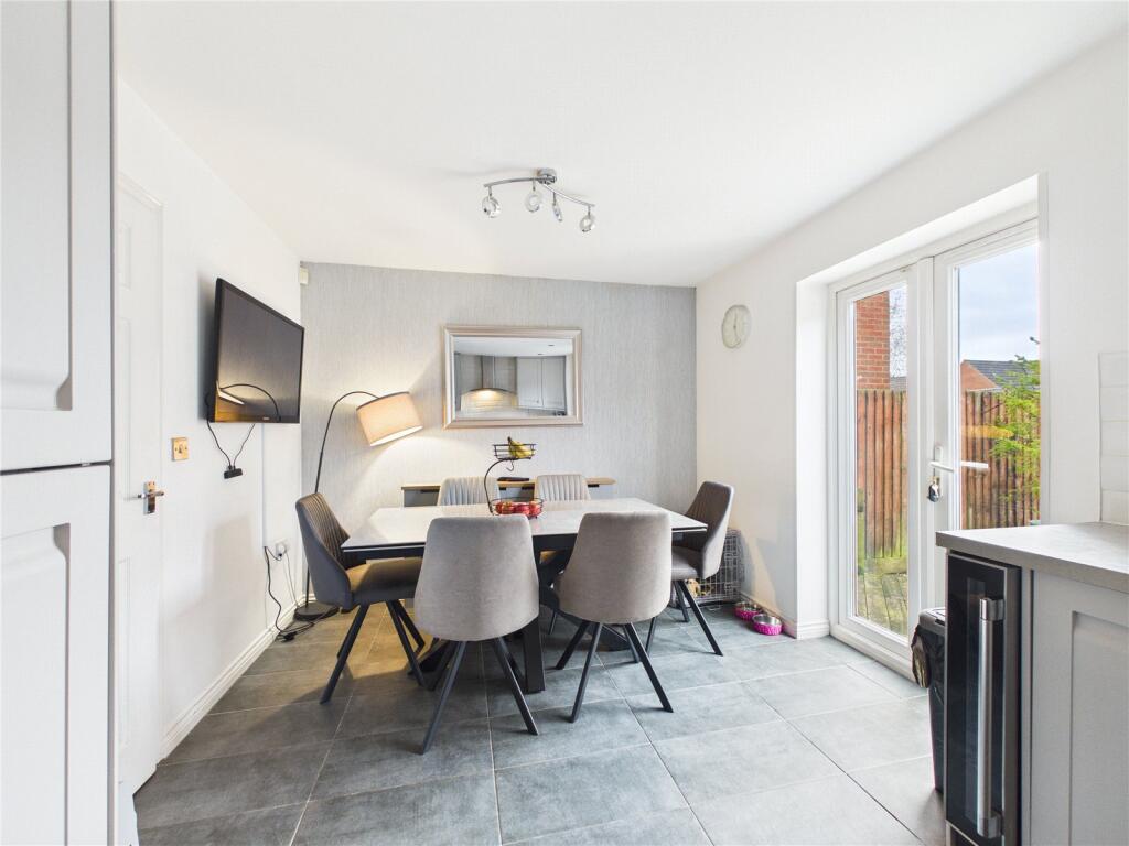 House in Bristol, Little Stoke - View 5