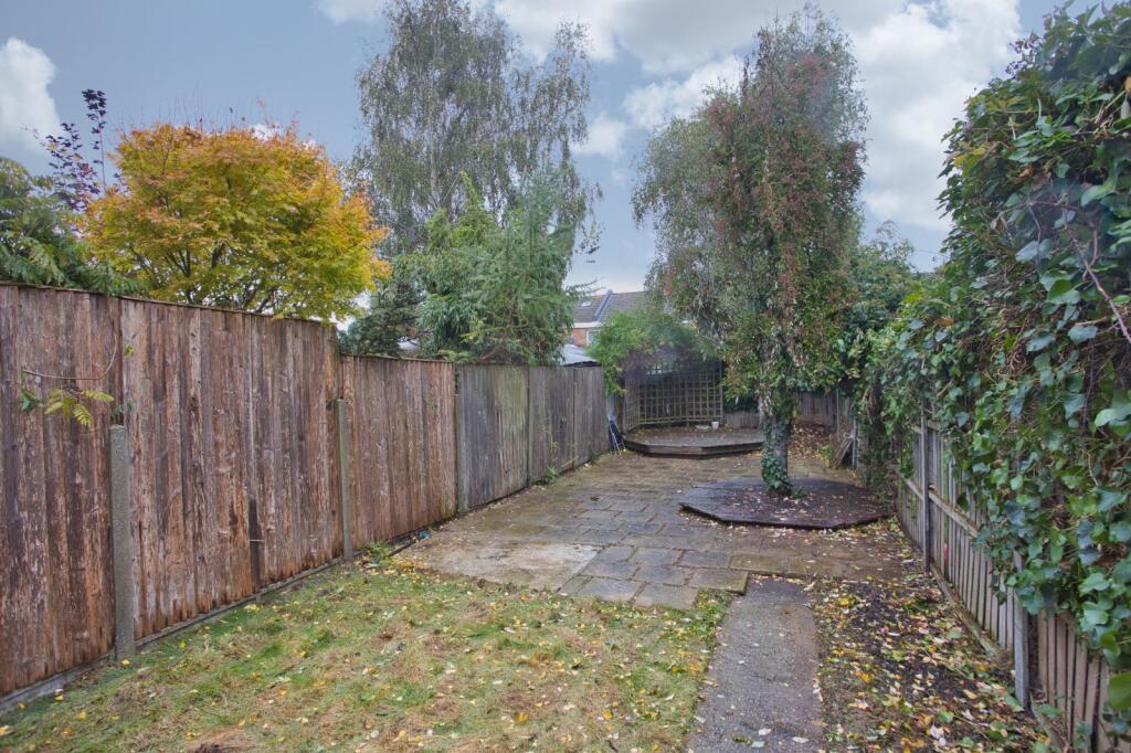 House in Folkestone, Morehall - View 2