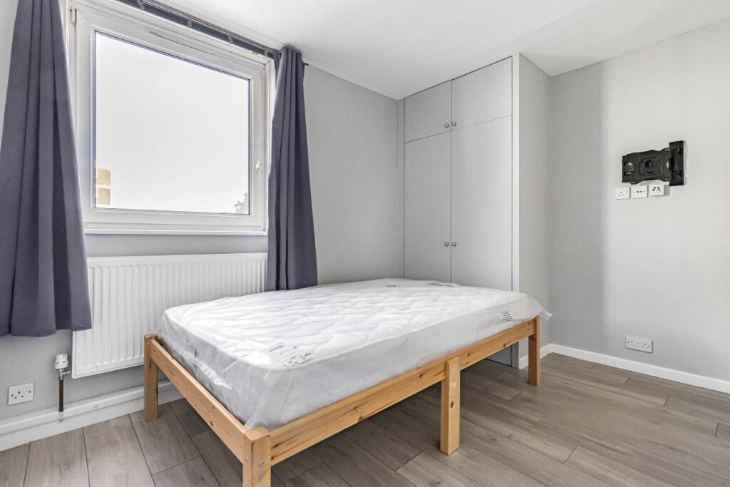Apartment in London - View 5