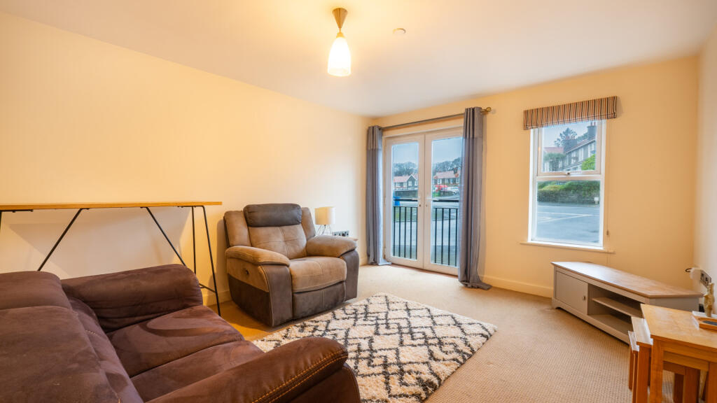 Apartment in Douglas, Willaston - View 2