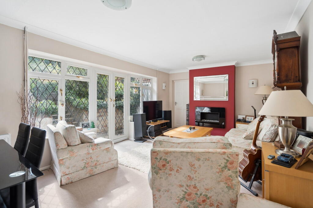 House in Rickmansworth, Chorleywood - View 4
