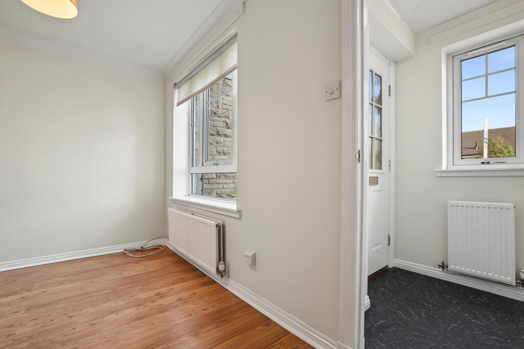 Apartment in Motherwell - View 4