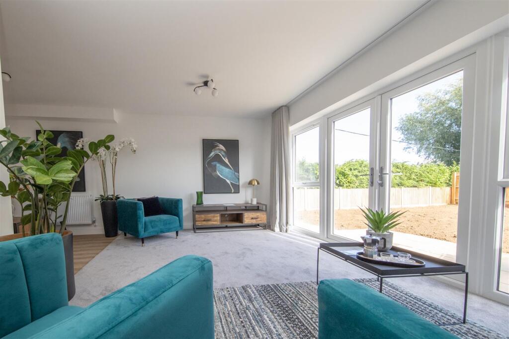 House in Parkeston, Ramsey and Parkeston - More