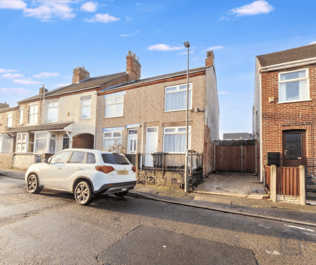 Main image of property: 16 Victoria Street, Alfreton, DE55 2BX