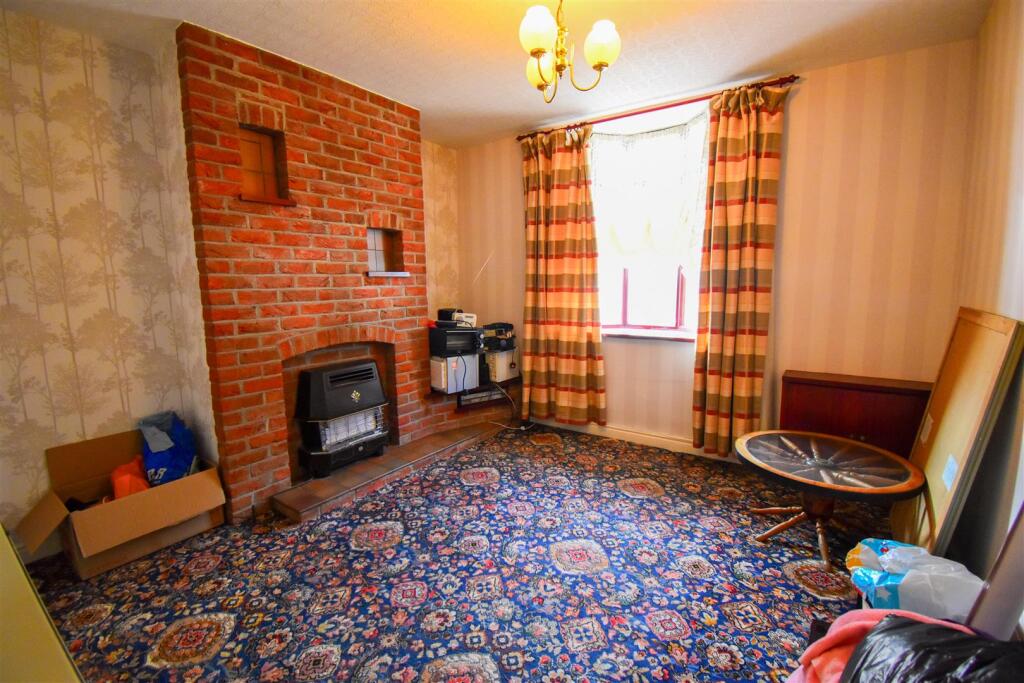 House in Amber Valley, Belper - View 4