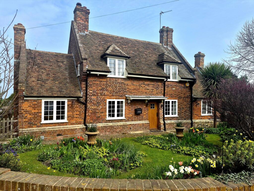 Main image of property: Minnis Way, Worth, CT14 