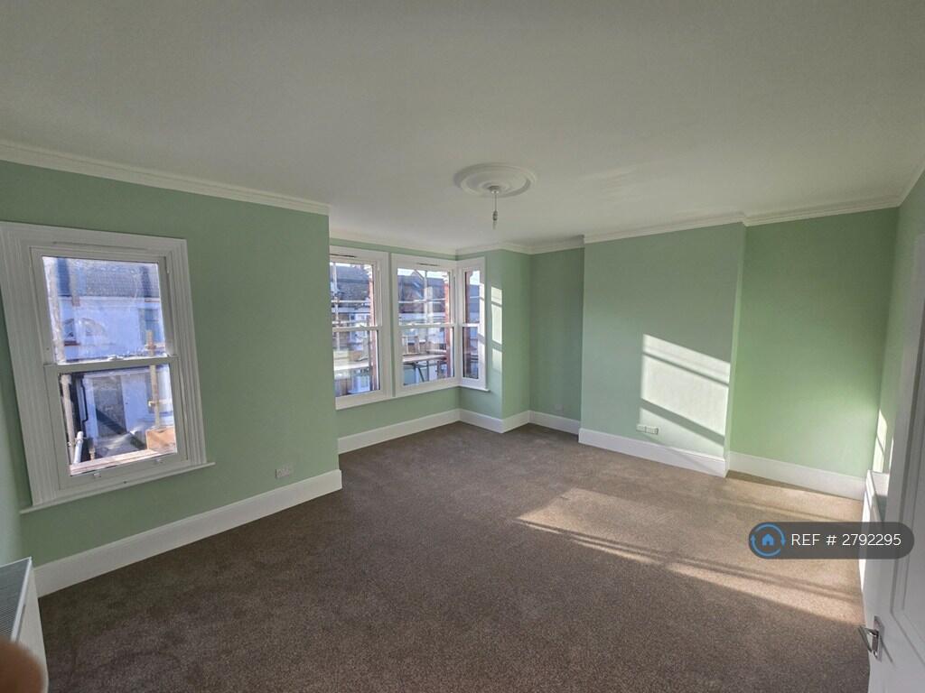 Main image of property: Park Hall Road, London, N2