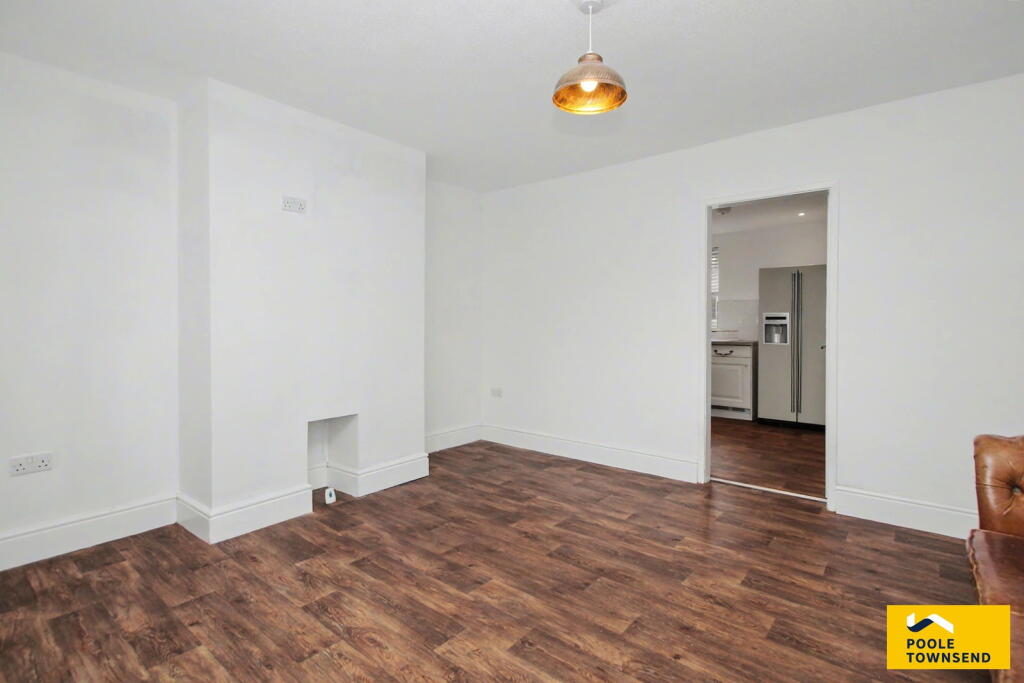 Reynolds Place, Barrow-in-furness, LA14 5DQ photo 2