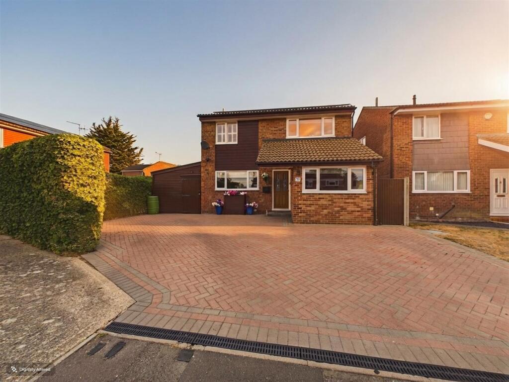 Main image of property: Hawkesbury Drive, Calcot, Reading