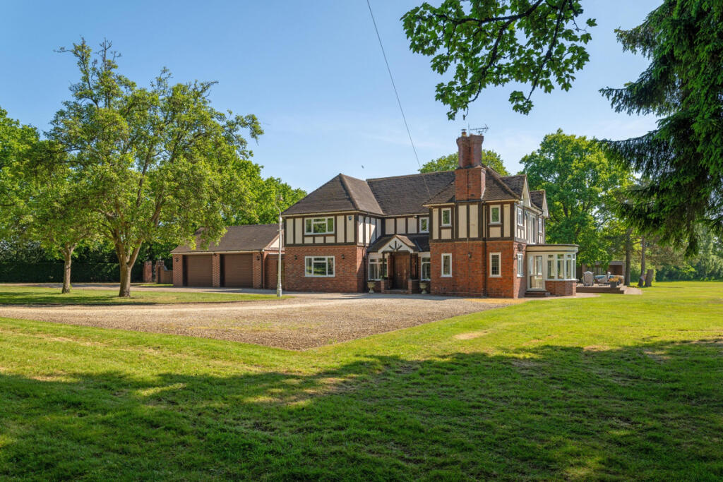 Main image of property: Cherry Pit Lane, Beoley, Worcestershire B98 9DH