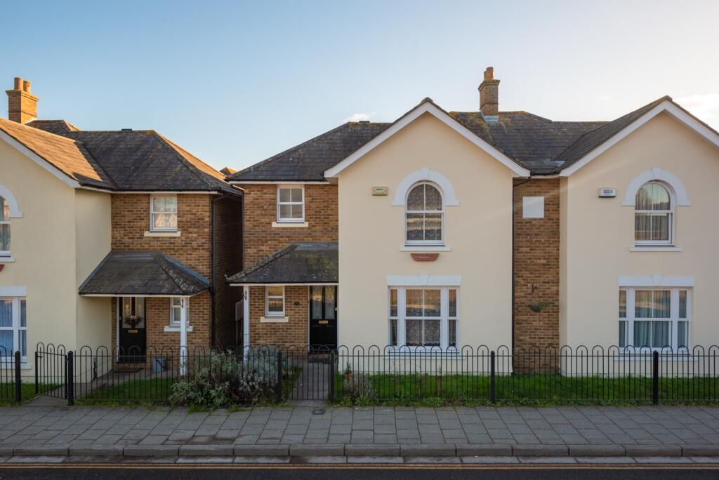 Main image of property: Station Road West, Canterbury