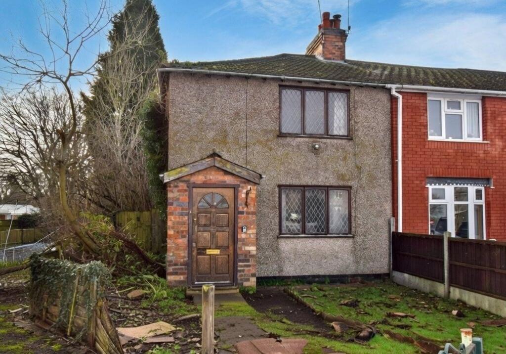 Main image of property: 14 North Avenue, Bedworth, CV12 9EQ
