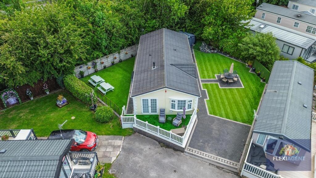 Main image of property: Southport New Road, Banks, Southport