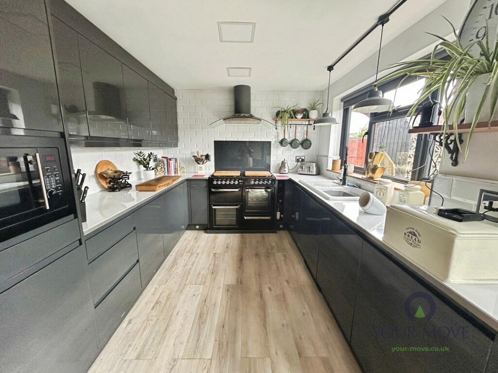 House in Swadlincote, Lower Midway, Midway - View 2