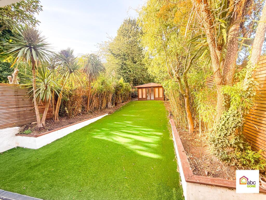 House in London - View 4