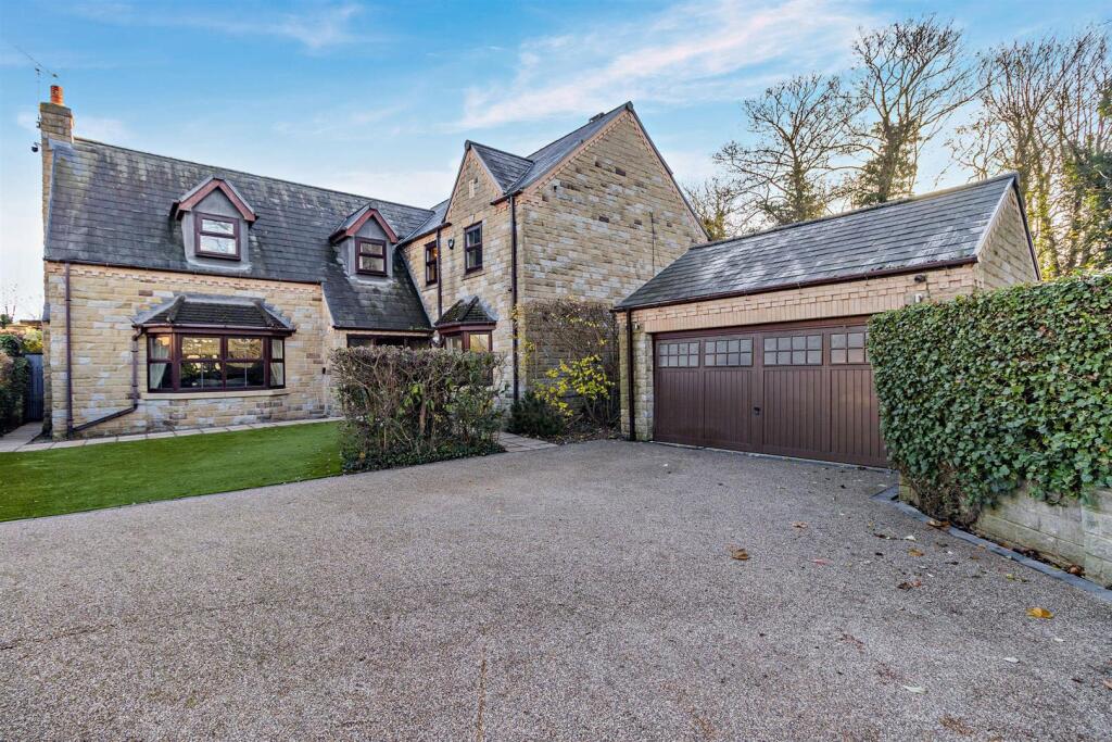 Main image of property: Lawns Wood Gardens, Thrybergh, Rotherham