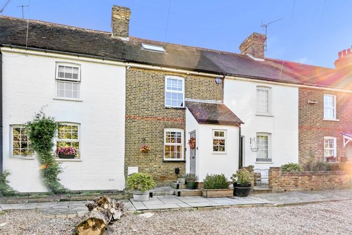 3-bed terraced on Aukingford Gardens, Ongar, CM5, £475,000