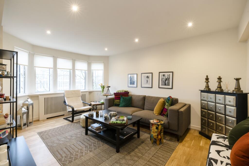 Main image of property: Kensington High Street London W8