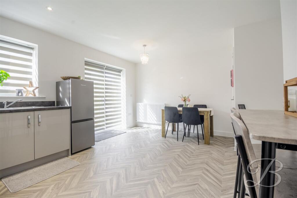 House in Nottingham - View 5