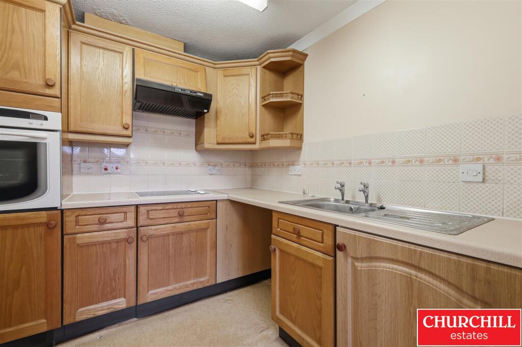 Apartment in London, Wanstead - More
