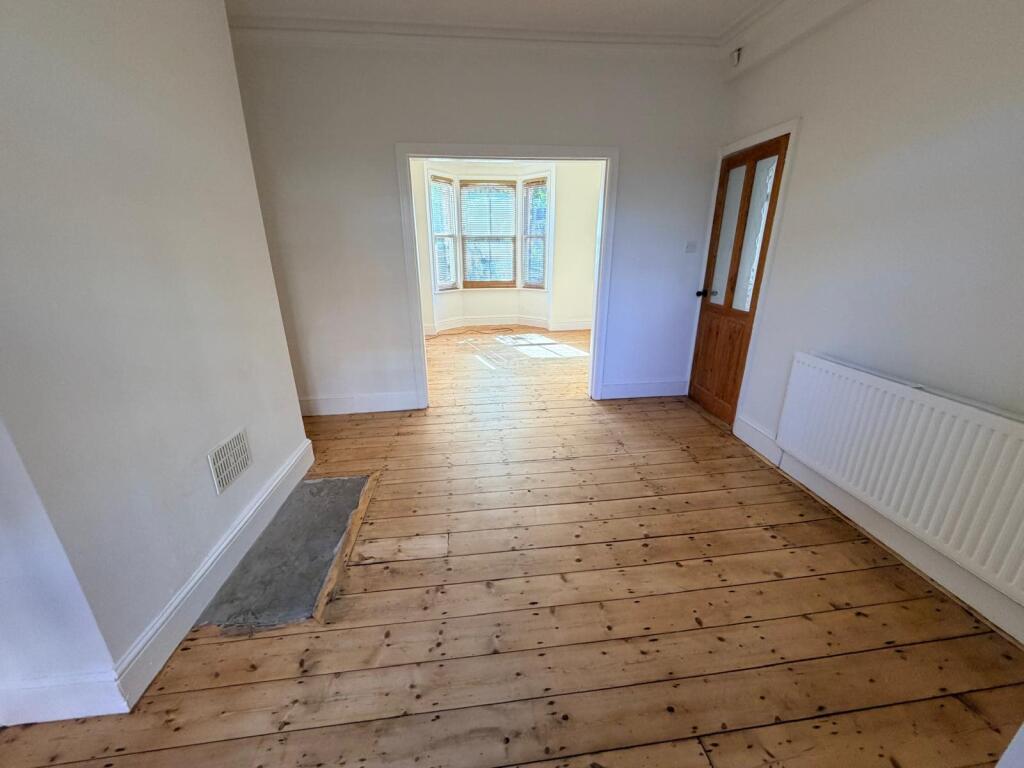 House in Stockport, Heaton Chapel - More