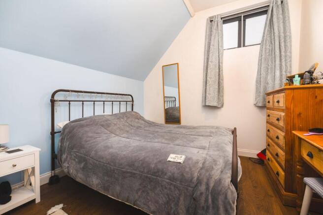 Example Apartment ¿ Bedroom