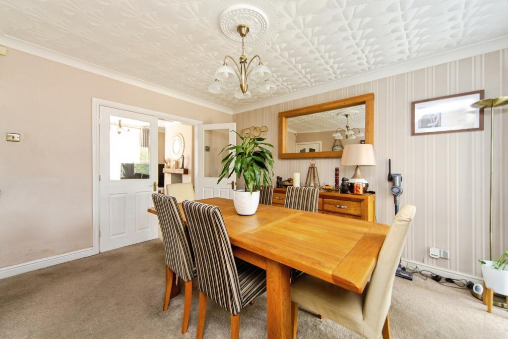 House in St Helens, Liverpool City Region - View 5