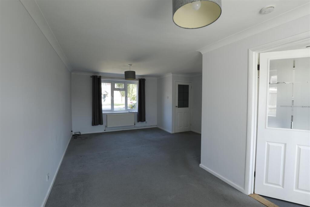 House in Ipswich - View 3